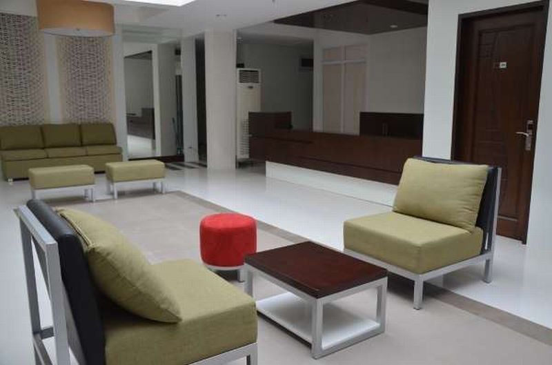 Empire Suites Hotel Puerto Princesa Exteriör bild